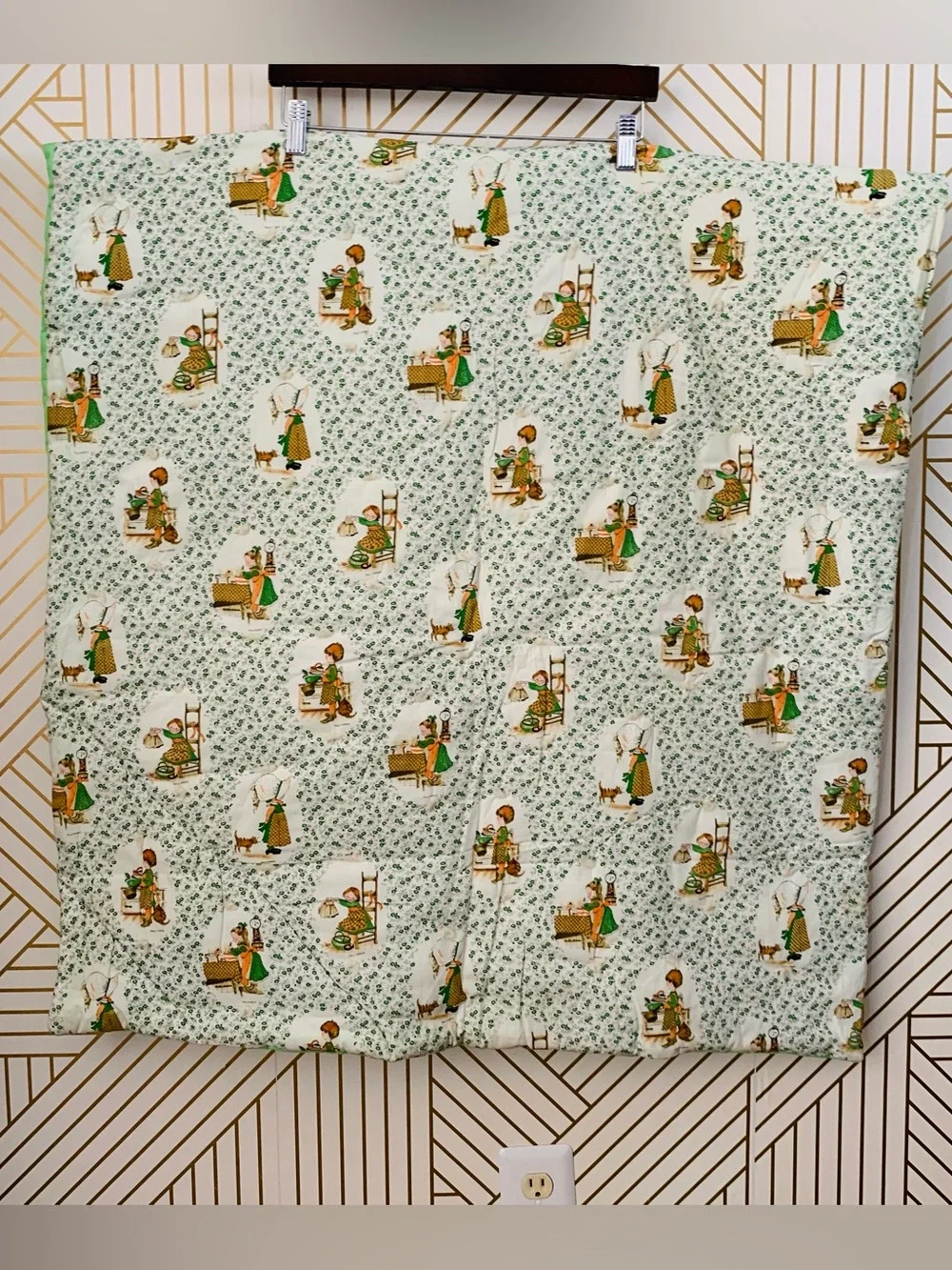 Vintage Holly Hobbie Crib Quilt floral green chores & tasks 70 x 34” flowers